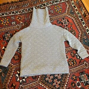 Size L GapFit thick, funnel neck, very chic sweatshirt with pockets